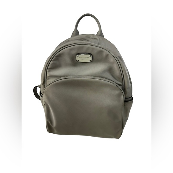 Michael Kors Abbey Large Backpack ash gray - Picture 1 of 14